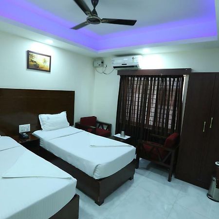 Hotel Rr International Bangalore Extérieur photo