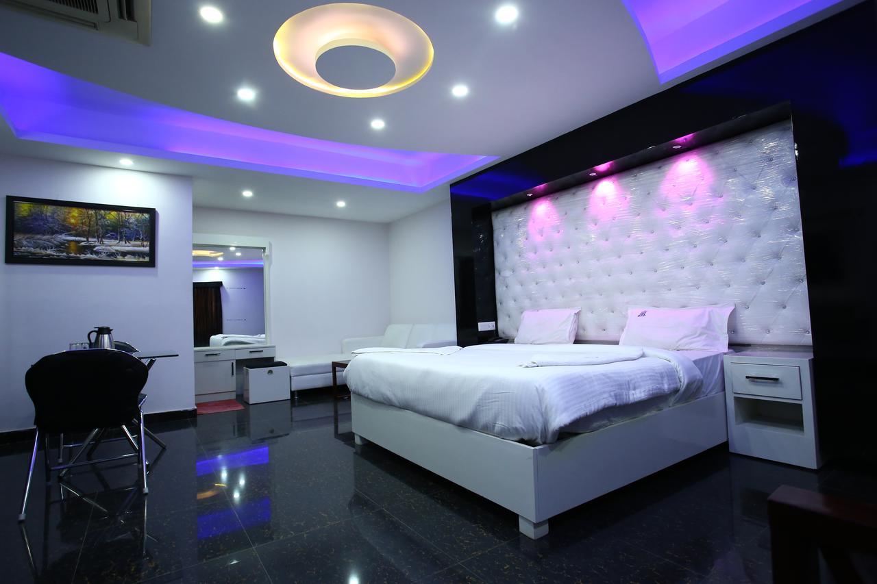 Hotel Rr International Bangalore Extérieur photo
