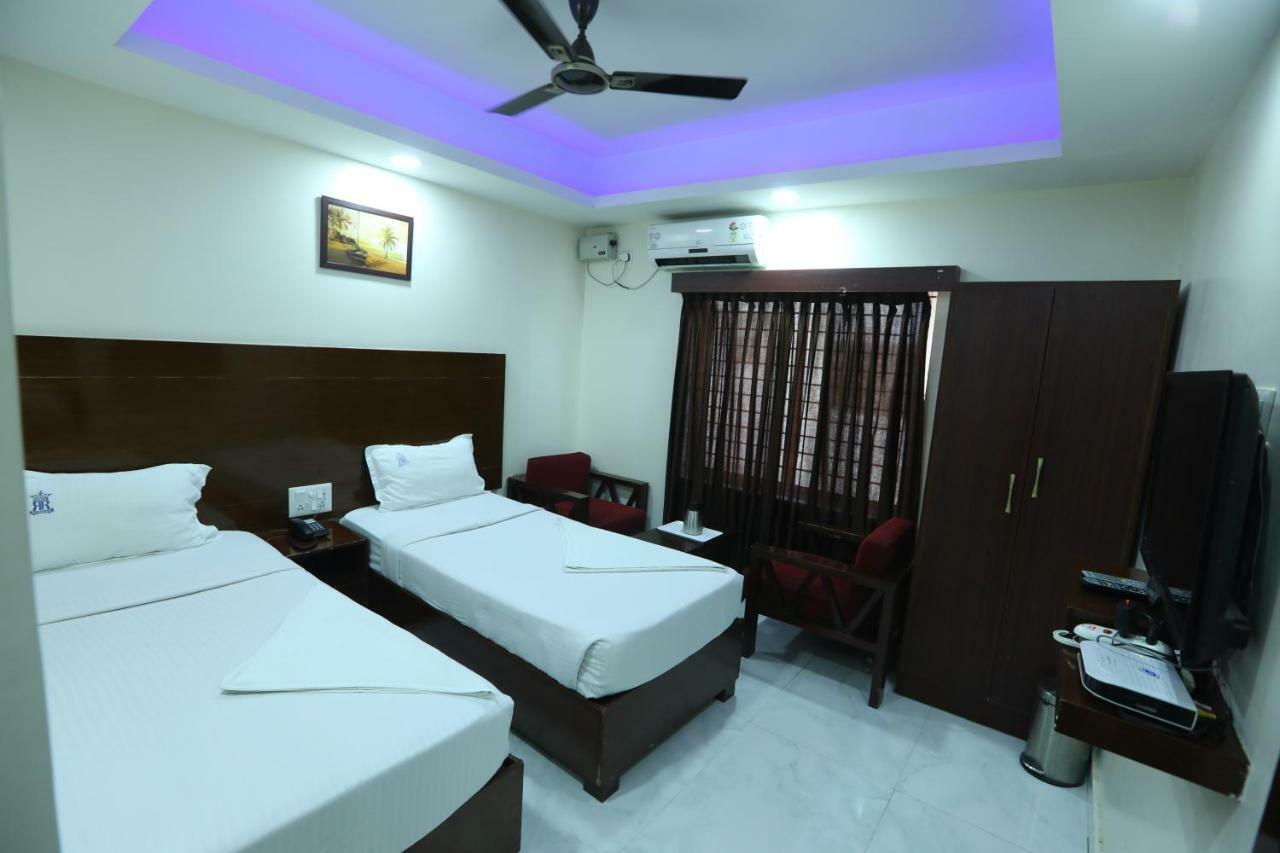 Hotel Rr International Bangalore Extérieur photo
