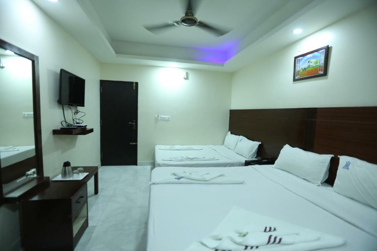 Hotel Rr International Bangalore Extérieur photo
